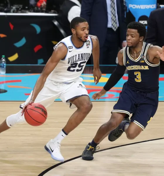 Villanova product Mikal Bridges dribbles in the National Championship game against Michigan. Image courtesy of Villanova Athletics