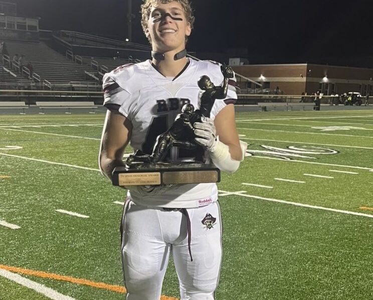 Villanova linebacker target Bennett Lopez. Image courtesy of Bennett Lopez's Twitter (X) account.