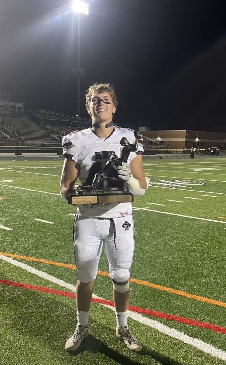 Villanova linebacker target Bennett Lopez. Image courtesy of Bennett Lopez's Twitter (X) account.