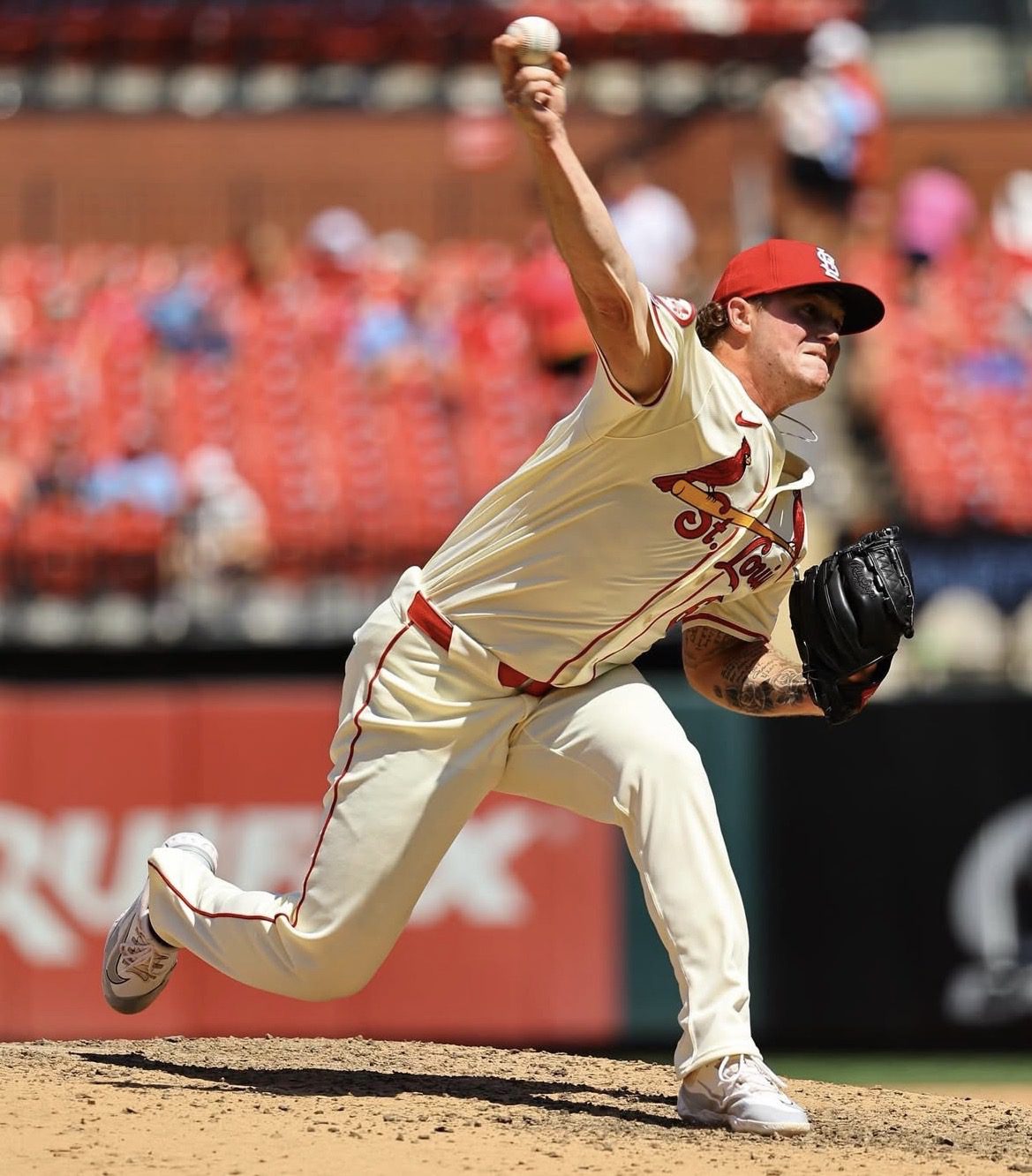 Villanova Baseball product Gordon Graceffo delivers a pitch for the St. Louis Cardinals. Image courtesy of Gordon Graceffo’s Instagram account.