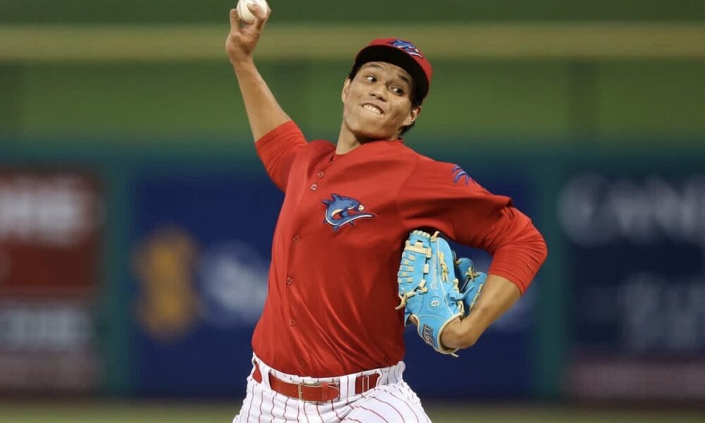Phillies right-handed pitching prospect Wen-Hui Pan delivers a pitch. Image courtesy of threshers' Instagram account.