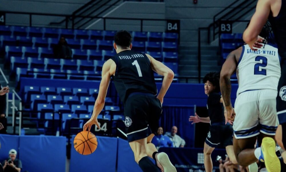 Villanova transfer target Jason Rivera-Torres dribbles the basketball. Image courtesy of Jason Rivera-Torres' Instagram account.