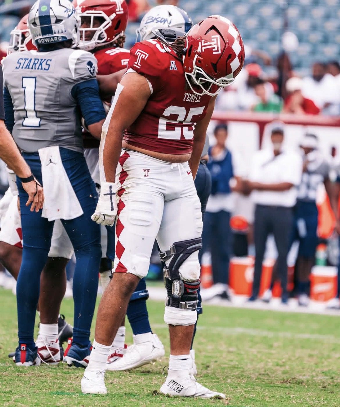Temple Football product Cam'Ron Stewart celebrates after a play. Image courtesy of Cam'Ron Stewart's Instagram account.