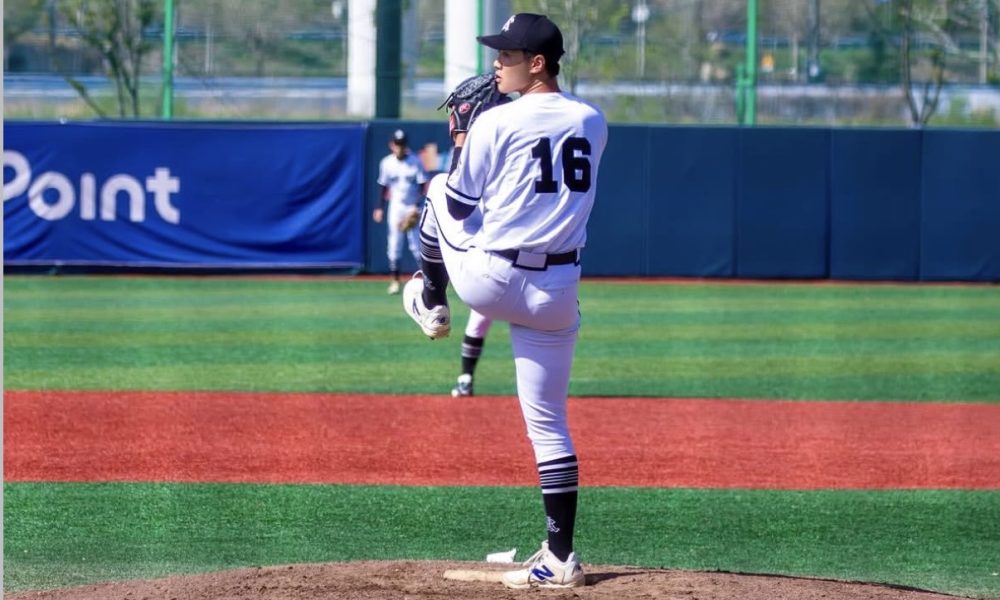 Phillies international signee Chan-Min Park rears back to pitch. Image courtesy of theacmeof.cm's Instagram account