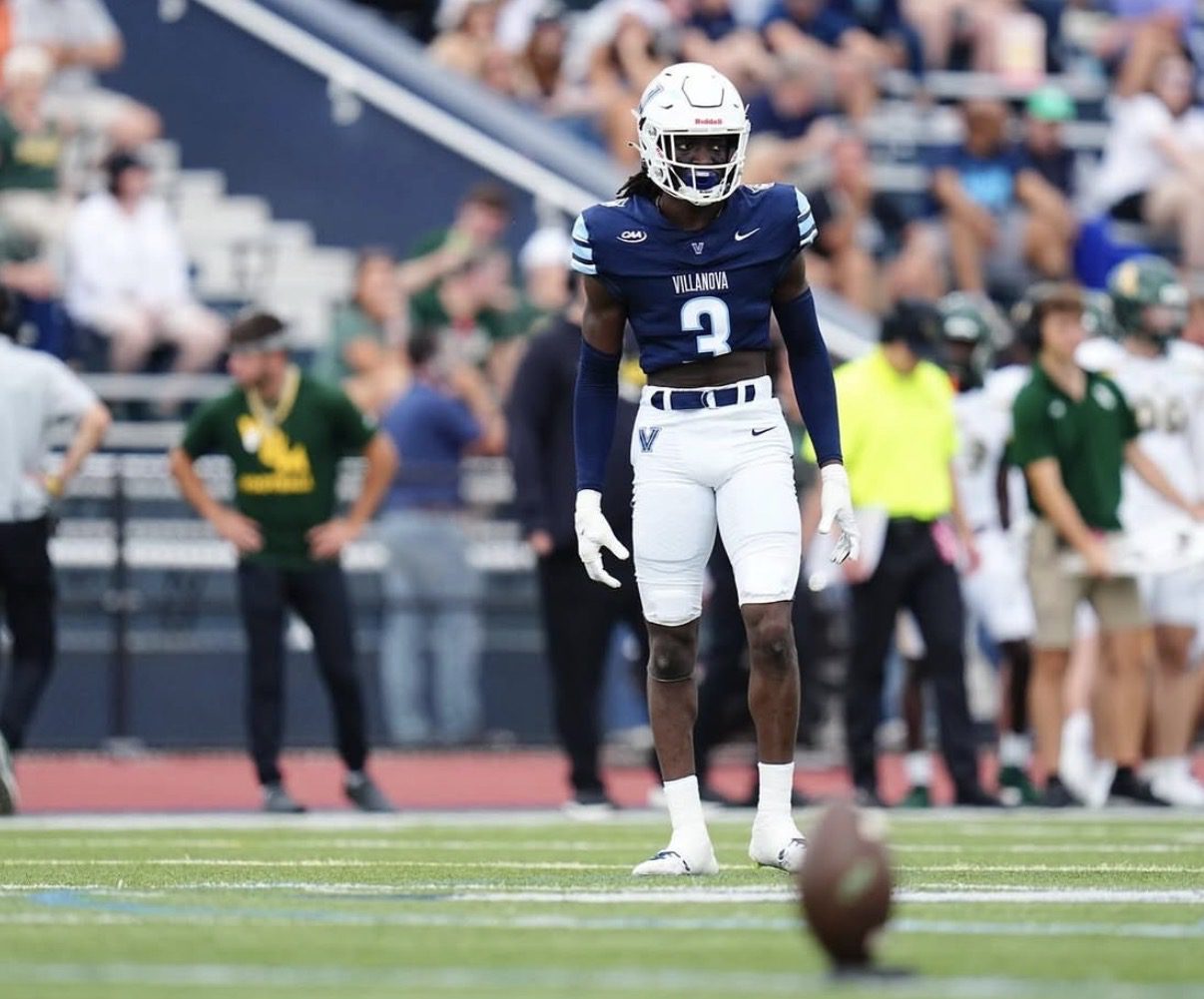 Villanova safety Josh Oluremi waits for a kickoff. Image courtesy of Josh Oluremi's Instagram account.