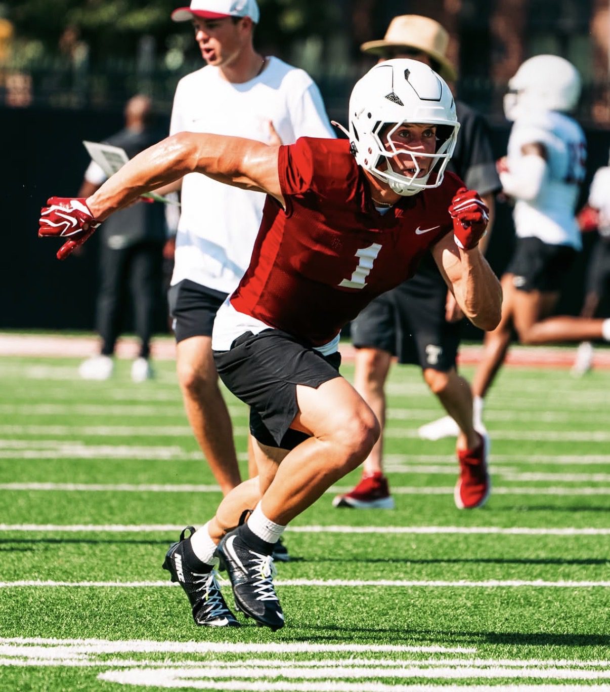 Temple wide receiver Colin Chase runs a route in practice. Image courtesy of Colin Chase's Instagram account.